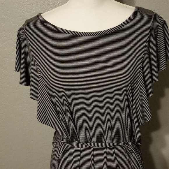Summer flutter sleeve knit striped dress Size 1X - Picture 4 of 6